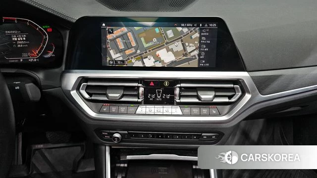 BMW 3 Series (G20) 2020 Темно-зеленый из Кореи, фото 4