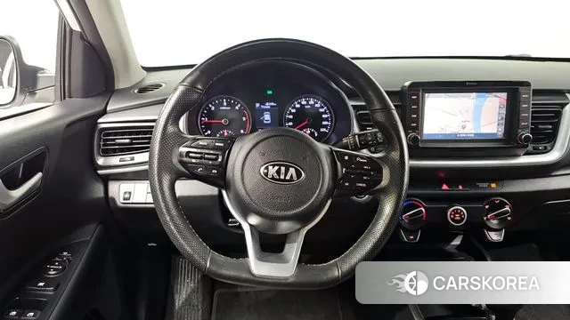 Kia Stonic 2018 Белый из Кореи, фото 4