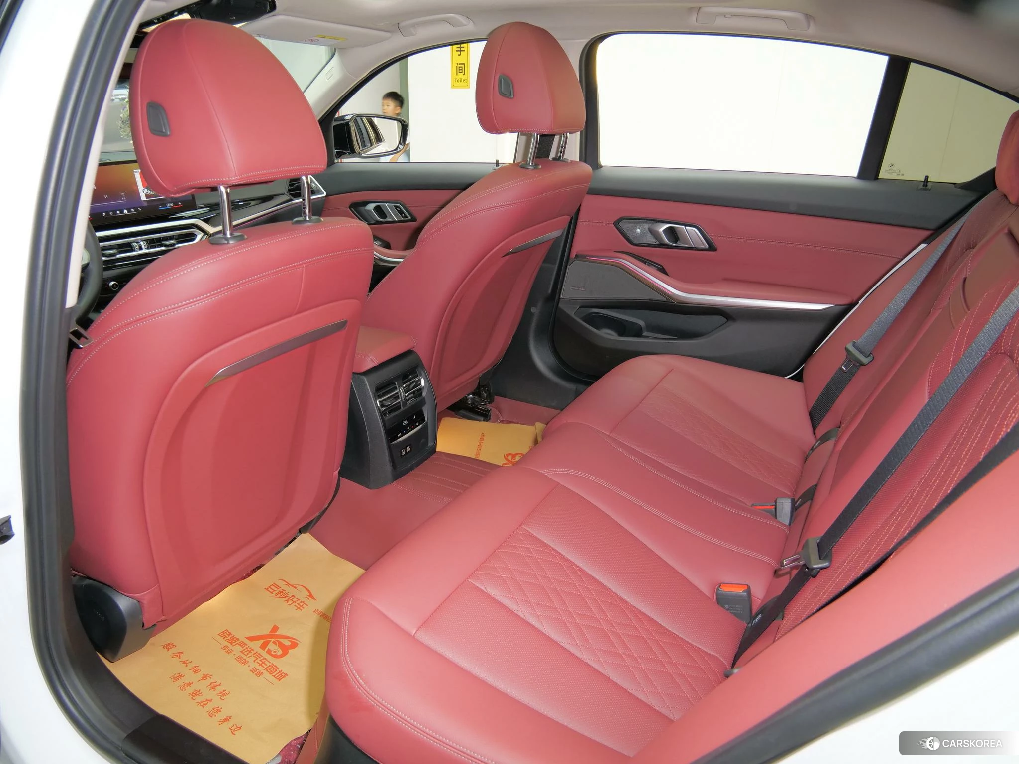 BMW 3 series 2022 Белый из Китая, фото 4