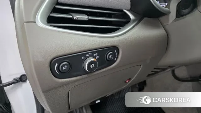 Chevrolet (GM Daewoo) All New Malibu 2018 Белый из Кореи, фото 4