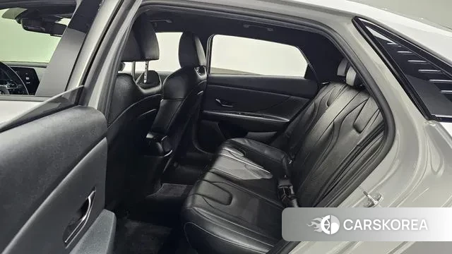 Hyundai Avante (CN7) 2022 Серебристо-серый из Кореи, фото 4