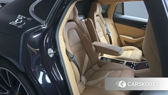 Porsche Panamera (971) 2020 Черный из Кореи, фото 4