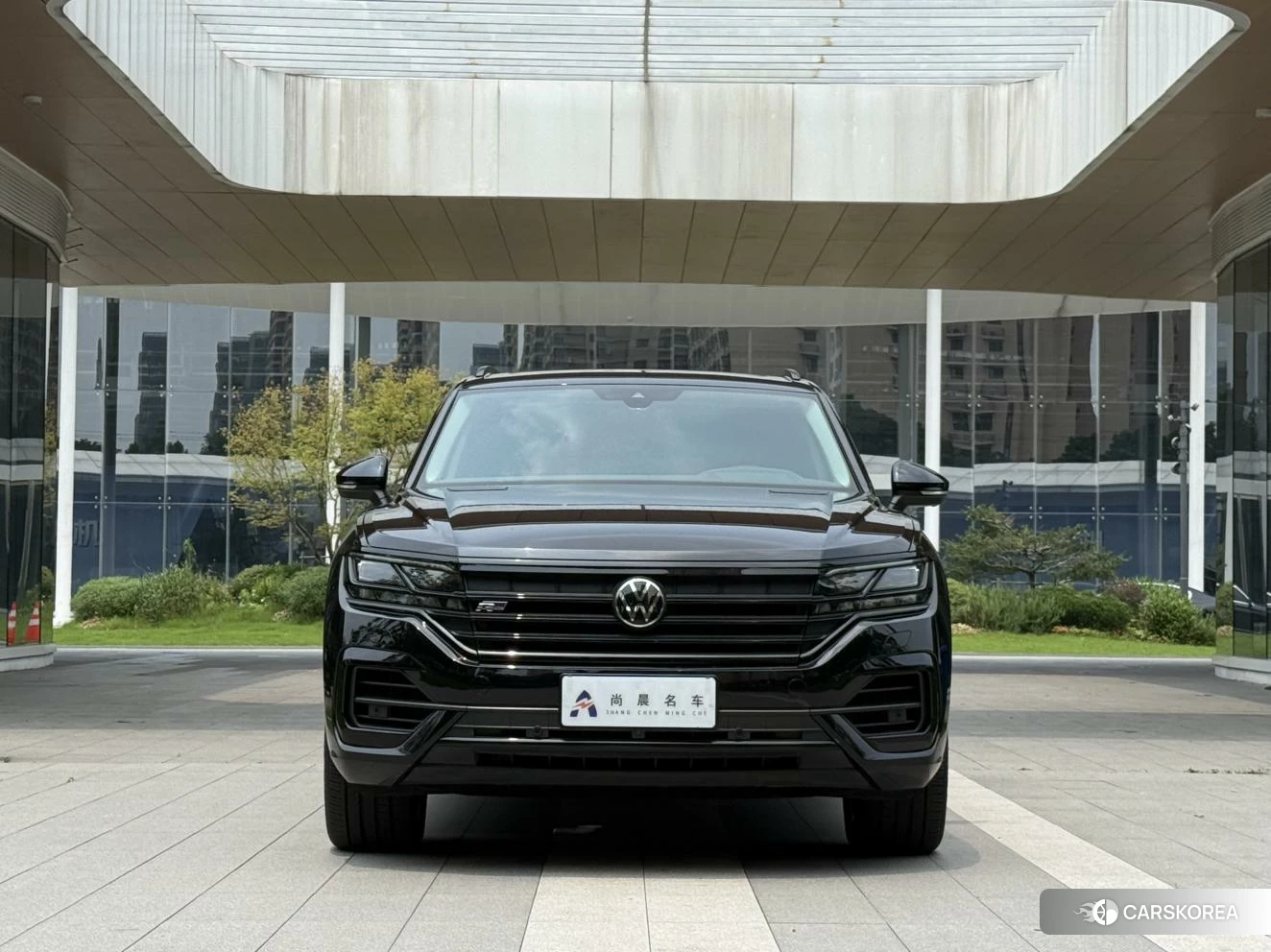 Volkswagen Touareg 2021 Черный из Китая, фото 4