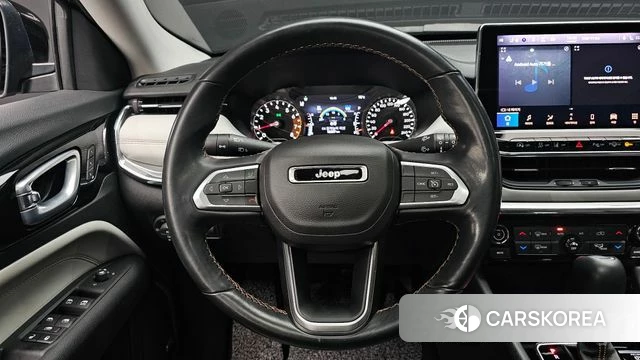 Jeep Compass 2nd Generation 2022 Серебристо-серый из Кореи, фото 4