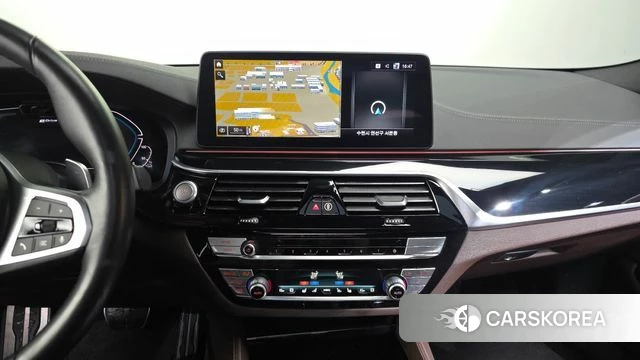 BMW 5 Series (G30) 2021 Черный из Кореи, фото 4