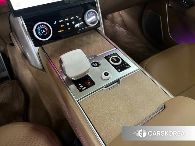 Land Rover Range Rover 5th Generation 2023 Песочный из Кореи, фото 4