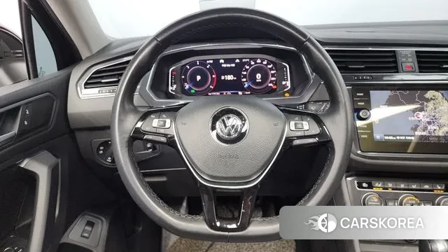 Volkswagen Tiguan Allspace 2020 Черный из Кореи, фото 4