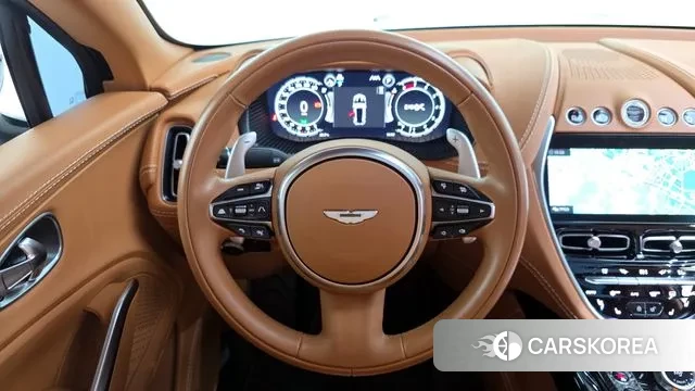 Aston Martin DBX 2023 Белый из Кореи, фото 4