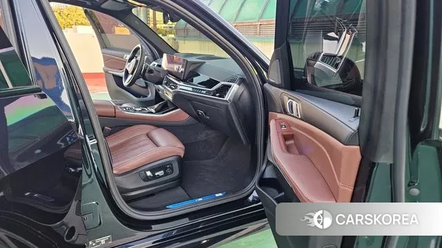 BMW X5 (G05) 2024 Черный из Кореи, фото 4