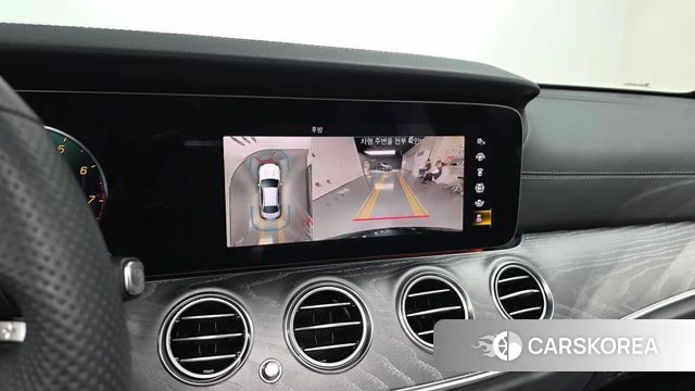 Mercedes-Benz E-Class W213 2022 Черный из Кореи, фото 4