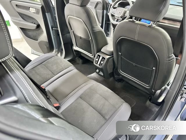 Volvo XC40 EV 2023 Темно-серый из Китая, фото 4