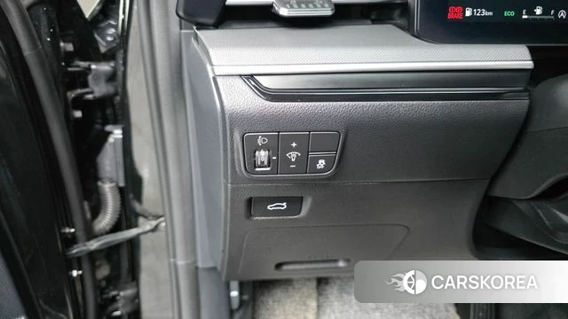 Kia The New K5 3rd generation 2024 Черный из Кореи, фото 4