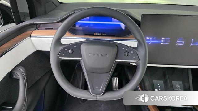 Tesla Model X 2026 Черный из Кореи, фото 4