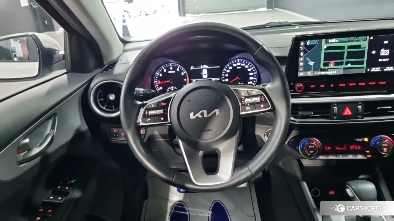 Kia The New K3 2nd generation 2021 Белый из Кореи, фото 4
