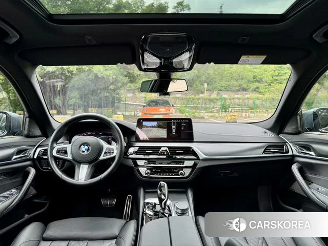 BMW 5 series (imported) 2022 Темно-серый из Китая, фото 4