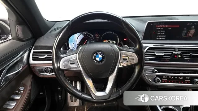 BMW 7 Series (G11) 2018 Черный из Кореи, фото 4