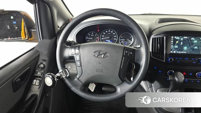 Hyundai The New Grand Starex 2018 Желтый из Кореи, фото 4