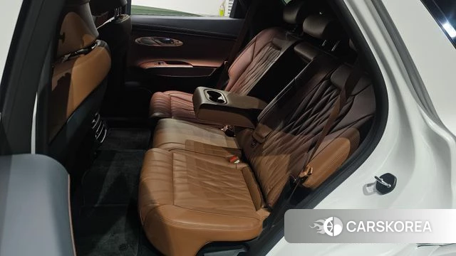 Genesis GV70 2024 Белый из Кореи, фото 4