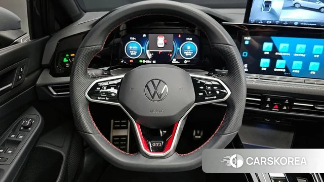 Volkswagen Golf 8th Generation 2024 Серый из Кореи, фото 4