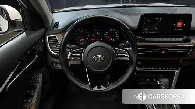 Kia Seltos 2019 Белый из Кореи, фото 4