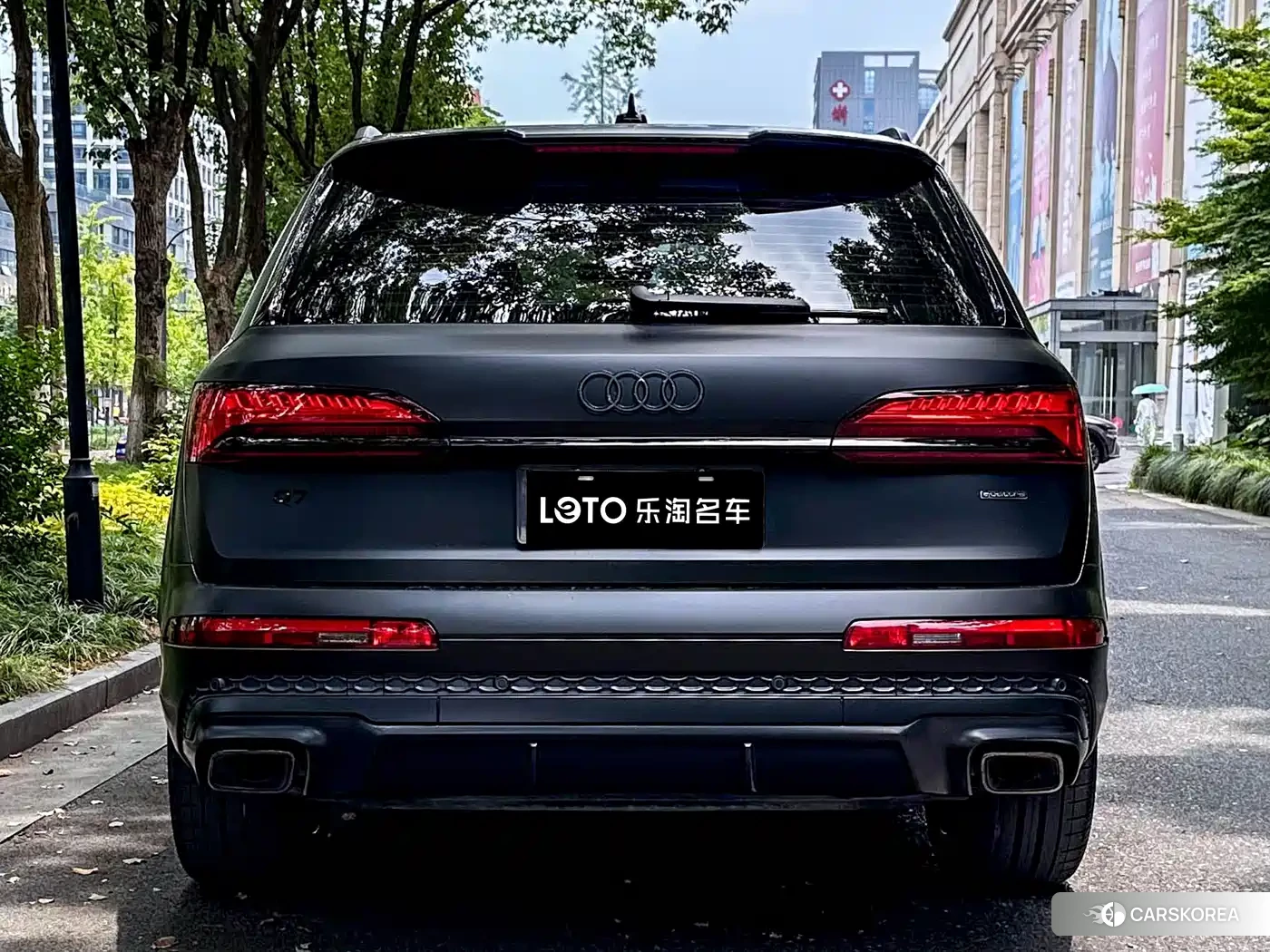 Audi Q7 2025 Черный из Китая, фото 4