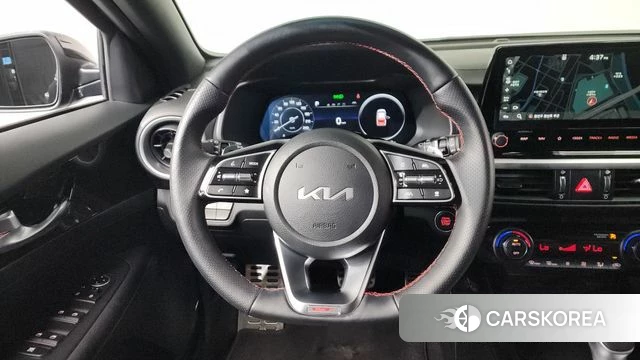 Kia The New K3 2nd generation 2024 Черный из Кореи, фото 4
