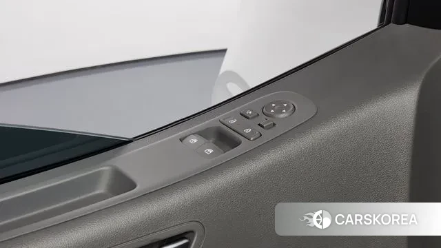 Hyundai Staria 2024 Белый из Кореи, фото 4