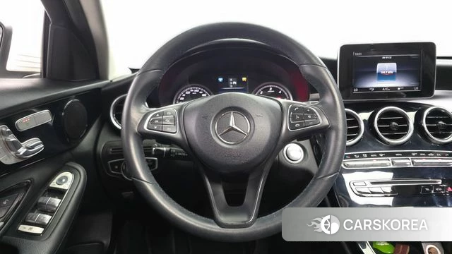Mercedes-Benz C-Class W205 2018 Белый из Кореи, фото 4