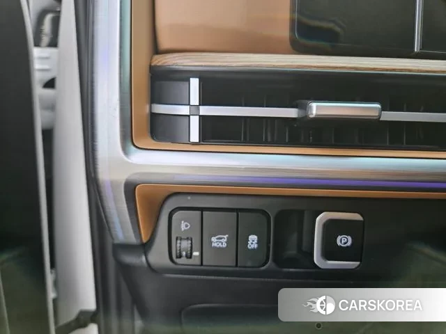 Hyundai Santa Fe (MX5) 2023 Белый из Кореи, фото 4