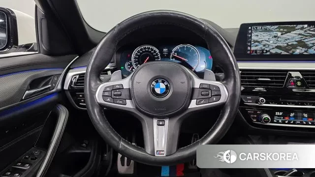 BMW 5 Series (G30) 2018 Белый из Кореи, фото 4