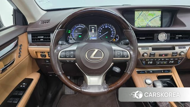Lexus New ES300h 2018 Черный из Кореи, фото 4
