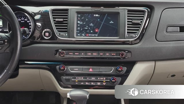 Kia The New Carnival 2018 Белый из Кореи, фото 4