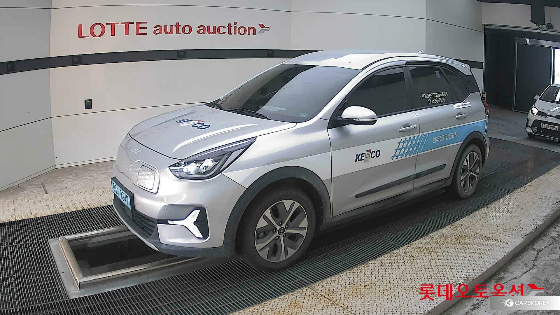 Kia Niro Plus 2023 Sparkling Silver из Кореи, фото 4