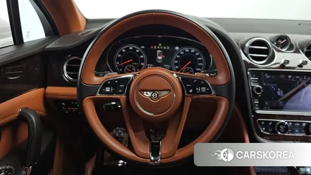 Bentley Bentayga 2020 Белый из Кореи, фото 4