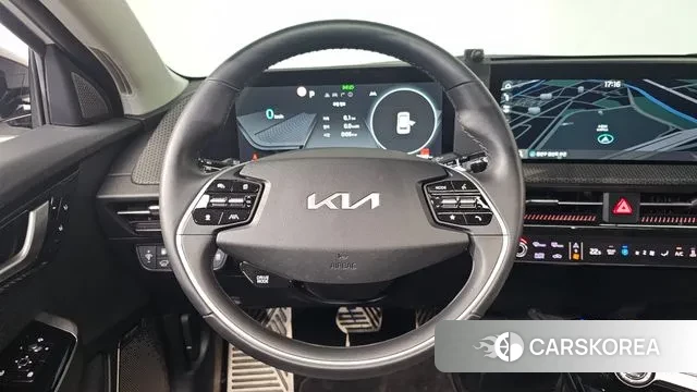 Kia EV6 2023 Белый из Кореи, фото 4