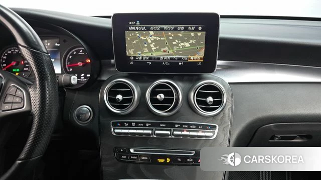 Mercedes-Benz GLC-Class X253 2019 Черный из Кореи, фото 4