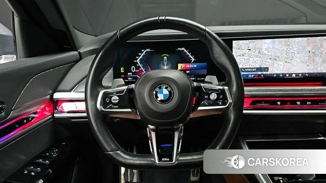 BMW 7 Series (G70) 2024 Серебристо-серый из Кореи, фото 4