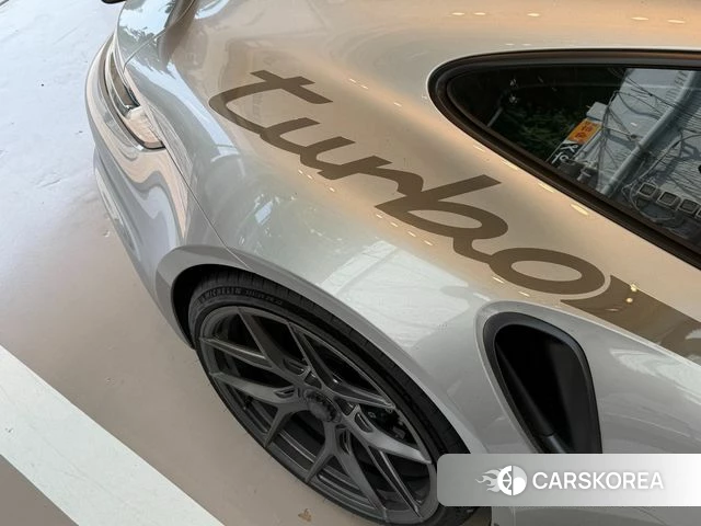 Porsche 911(992) 2025 Серебристо-серый из Кореи, фото 4