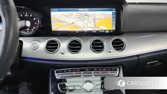 Mercedes-Benz E-Class W213 2019 Белый из Кореи, фото 4