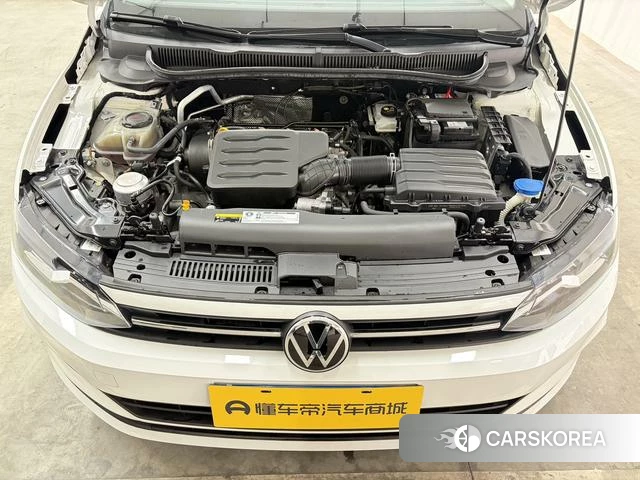 Volkswagen Polo 2023 Белый из Китая, фото 4