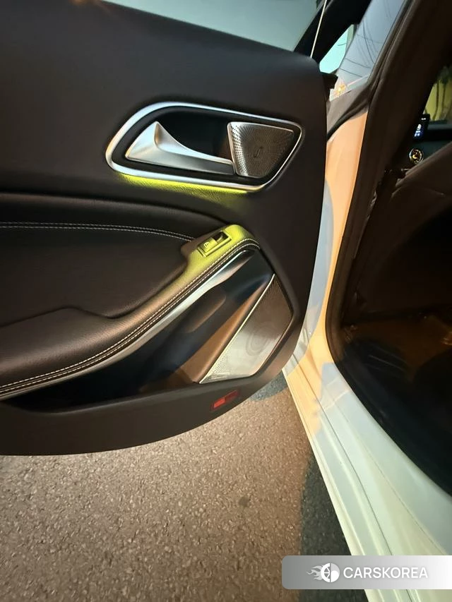 Mercedes-Benz CLA (import) 2018 Белый из Китая, фото 4