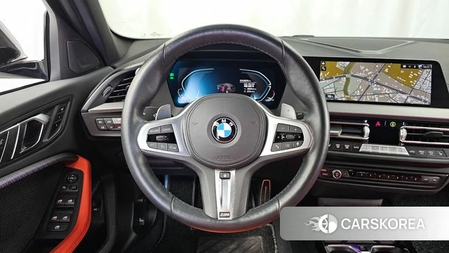 BMW 1 Series (F40) 2021 Белый из Кореи, фото 4
