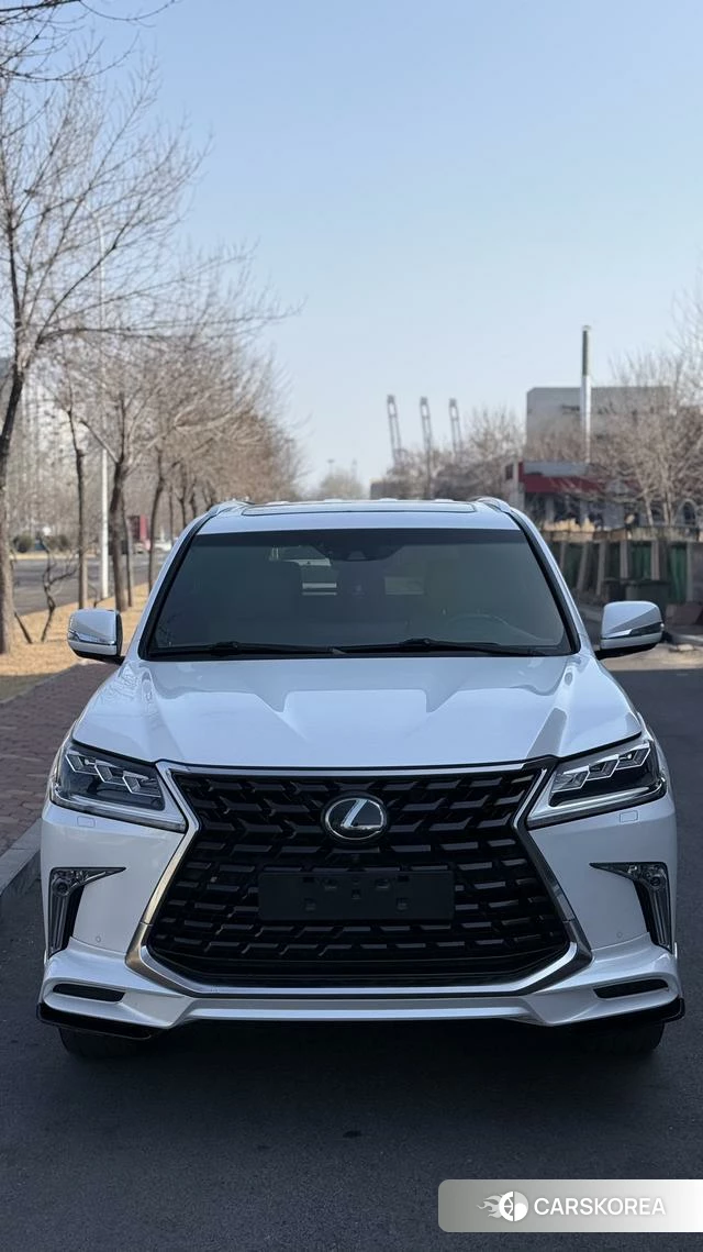 Lexus LX 2022 Белый из Китая, фото 4