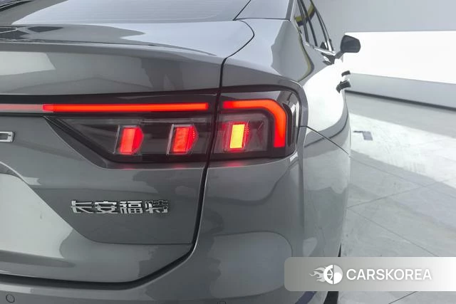 Ford Mondeo 2024 Темно-серый из Китая, фото 4