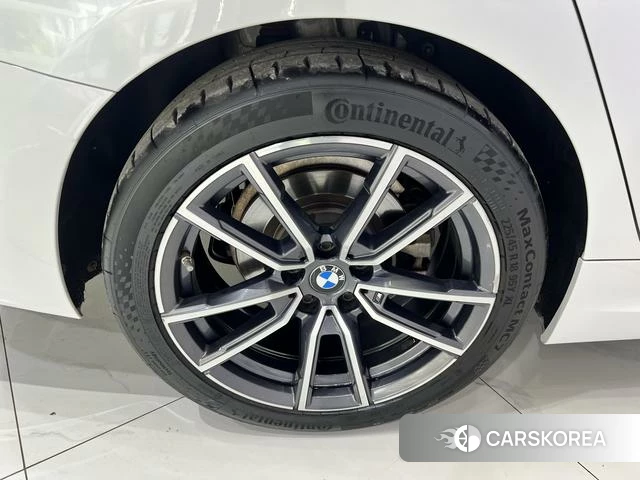 BMW 3 series 2023 Белый из Китая, фото 4