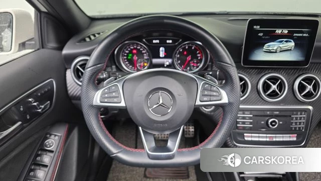 Mercedes-Benz A-Class W176 2018 Белый из Кореи, фото 4