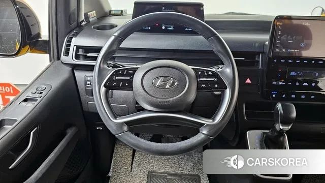 Hyundai Staria 2021 Желтый из Кореи, фото 4