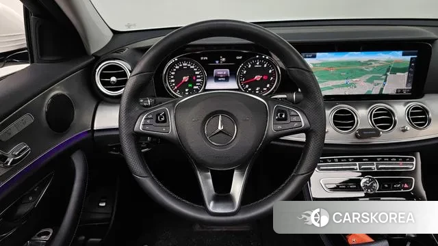 Mercedes-Benz E-Class W213 2018 Белый из Кореи, фото 4