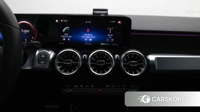 Mercedes-Benz GLB-Class X247 2023 Белый из Кореи, фото 4