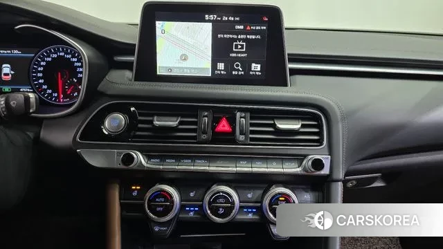 Genesis G70 2018 Синий из Кореи, фото 4